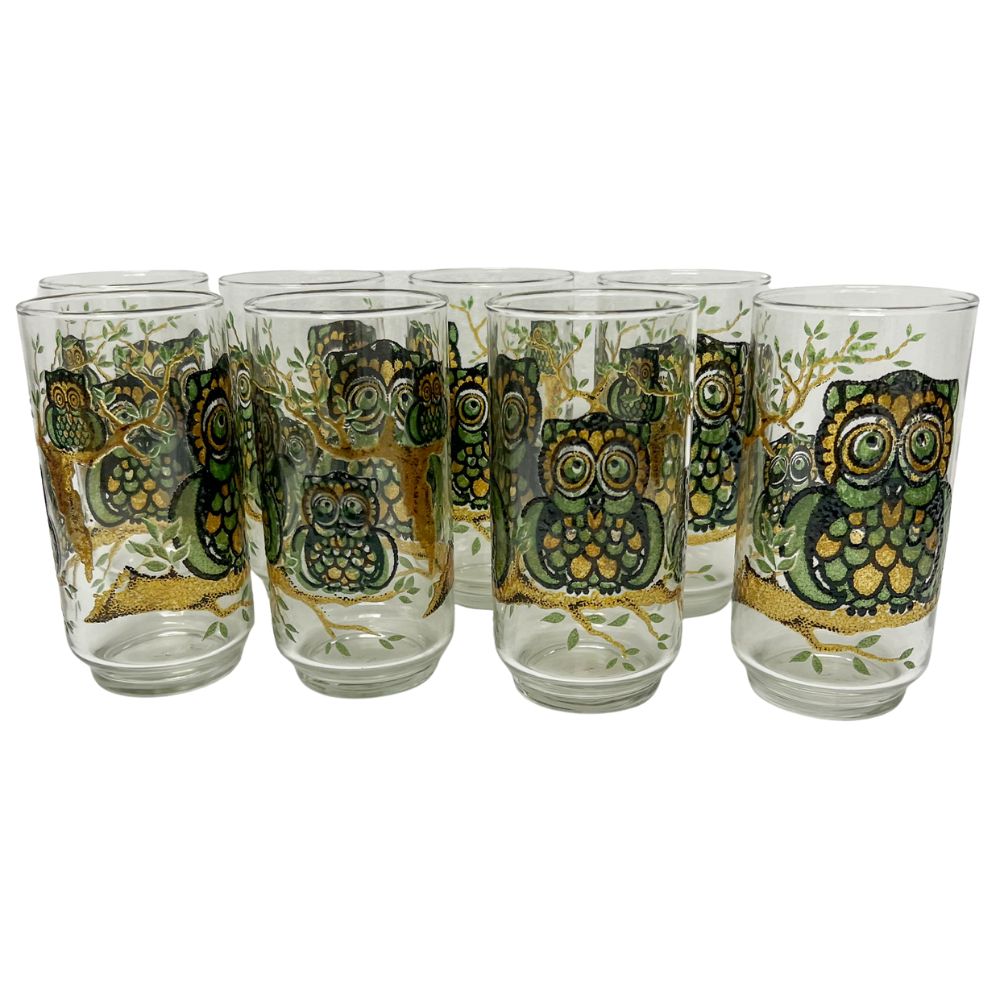 (23766) Set of Eight Owl Tumblers ca. 1970's